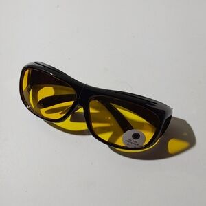 100% UV protection  HD night vision wrap around sunglasses (348)